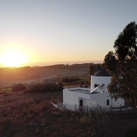 O Moinho 98 - A Cozy Getaway By The Coast Apartman Lourinhã Kültér fotó